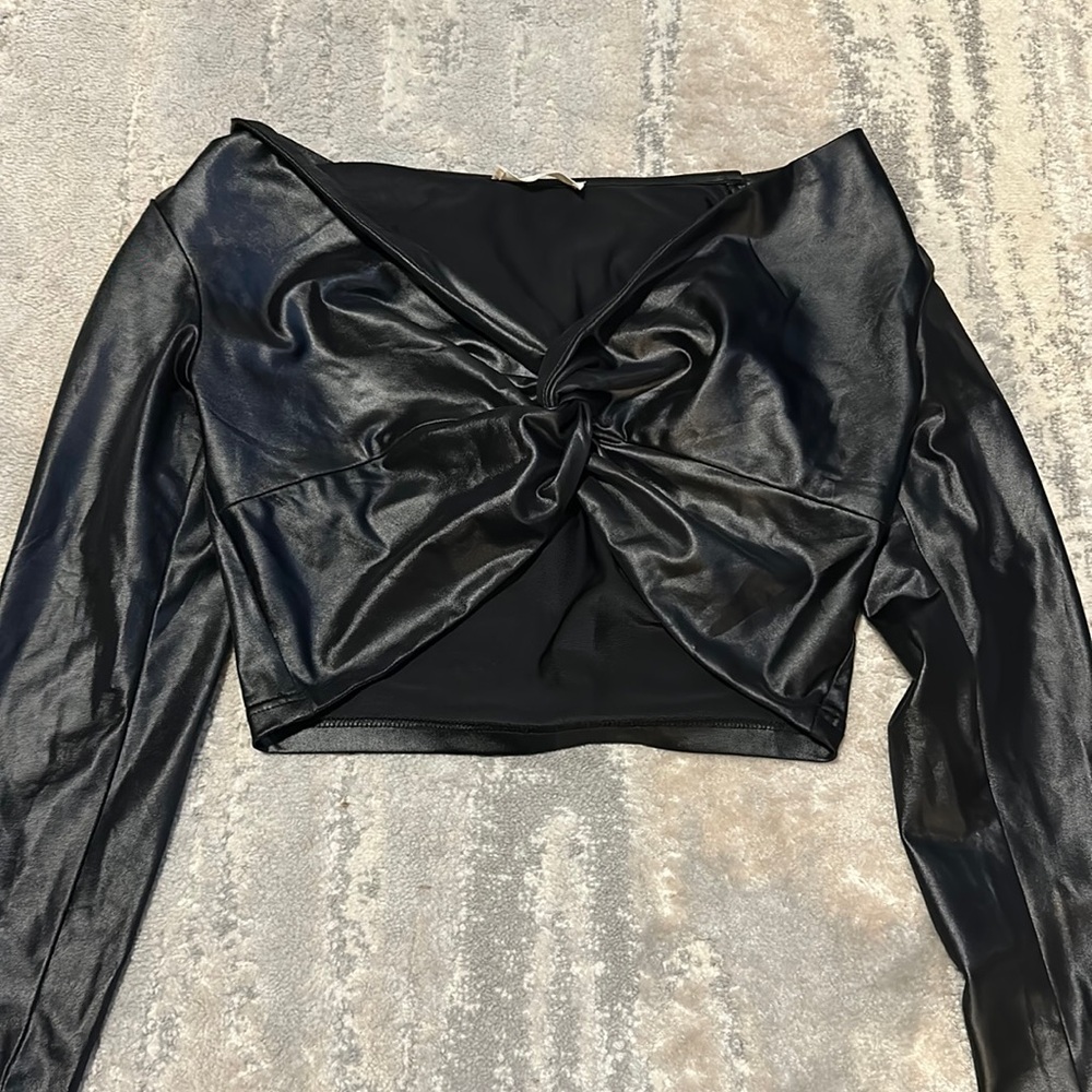 Sexy leather black knot crop top long sleeves